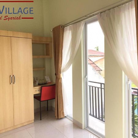Hotel The Village Syariah Pekanbaru Buitenkant foto